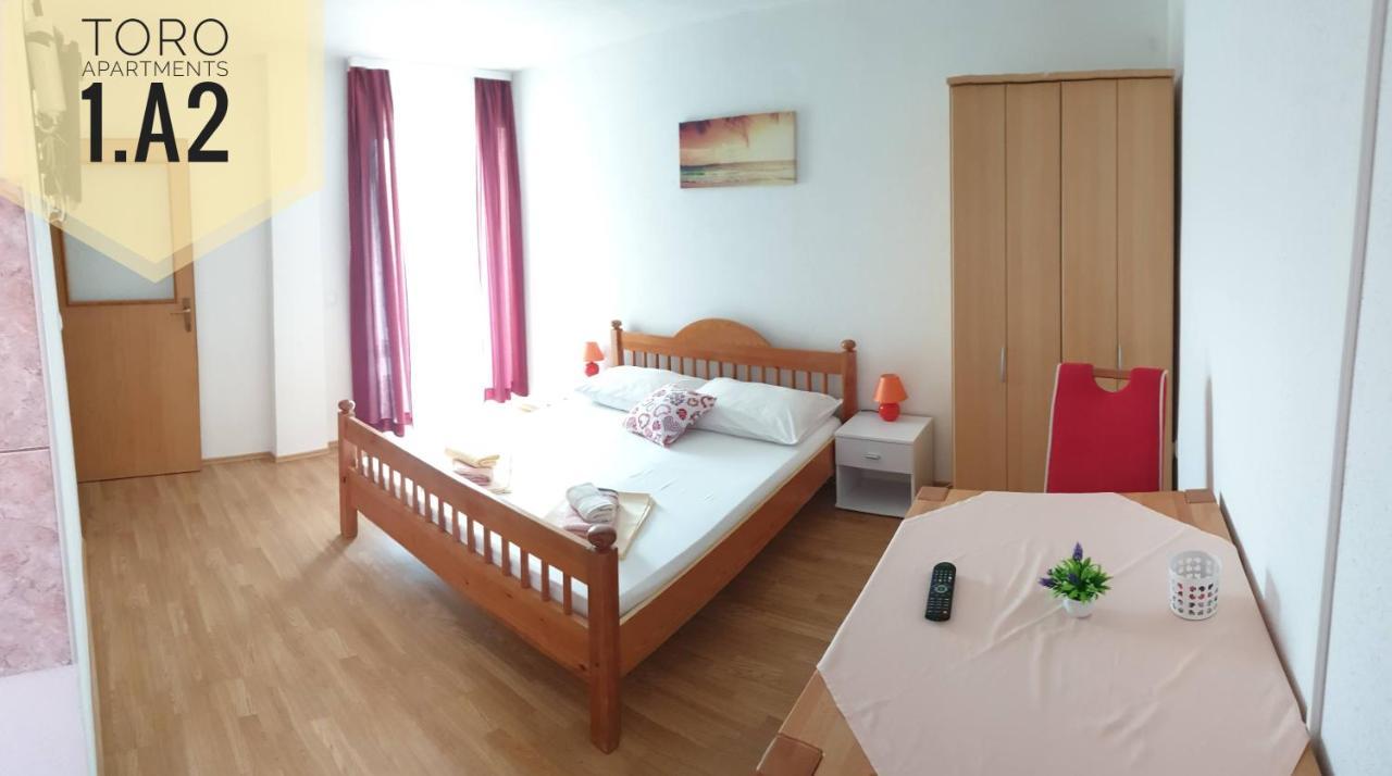 Apartments Toro Pag Town Luaran gambar